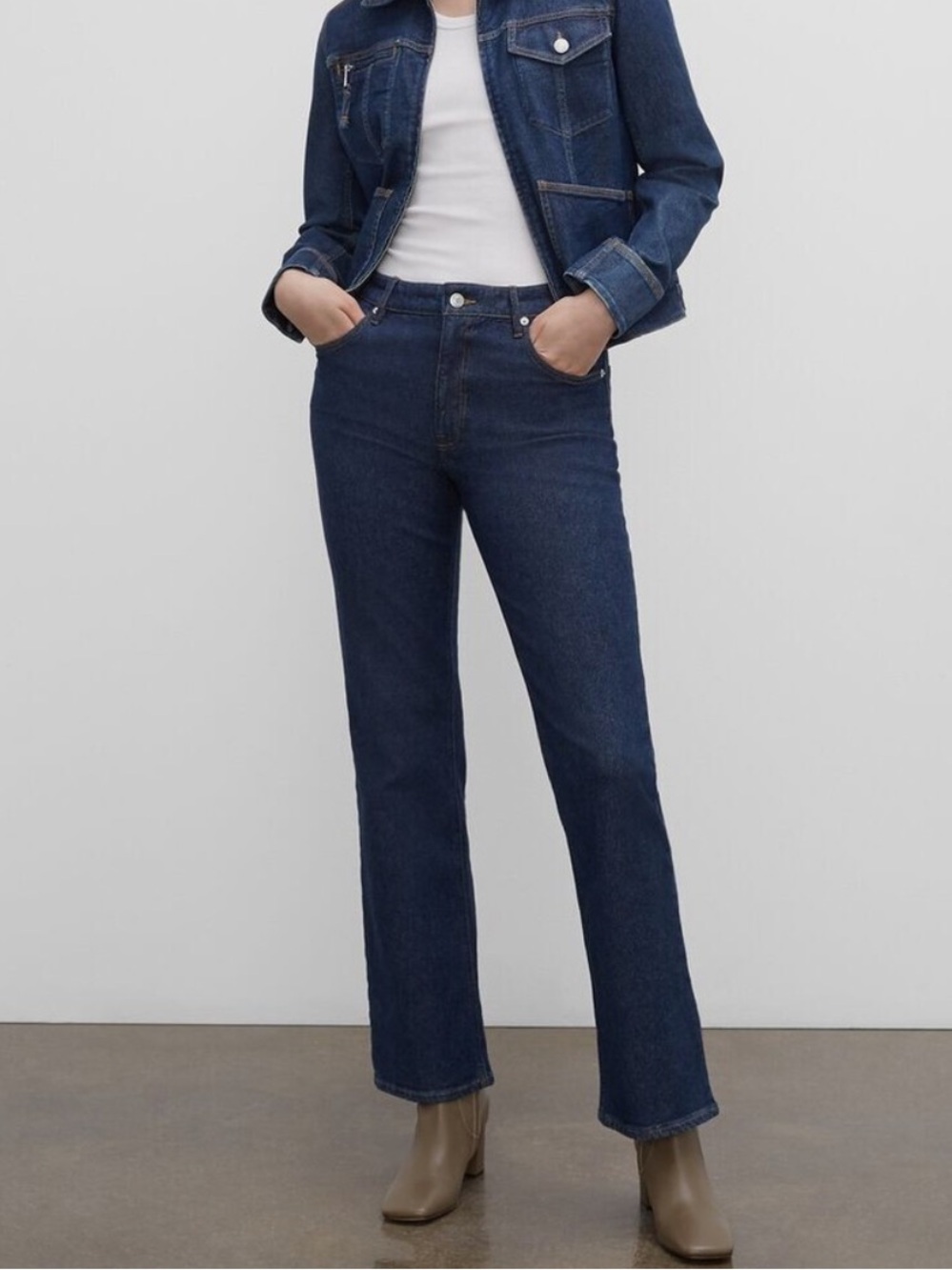 Club Monaco Denim The Perfect Bootcut Jeans Size 27